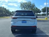 2024 Jeep Grand Cherokee - Preview 4
