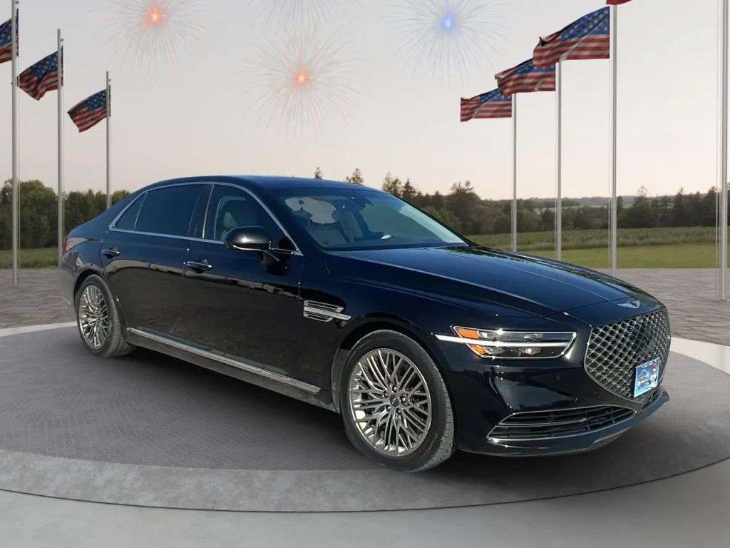2021 Genesis G90 - Image 1