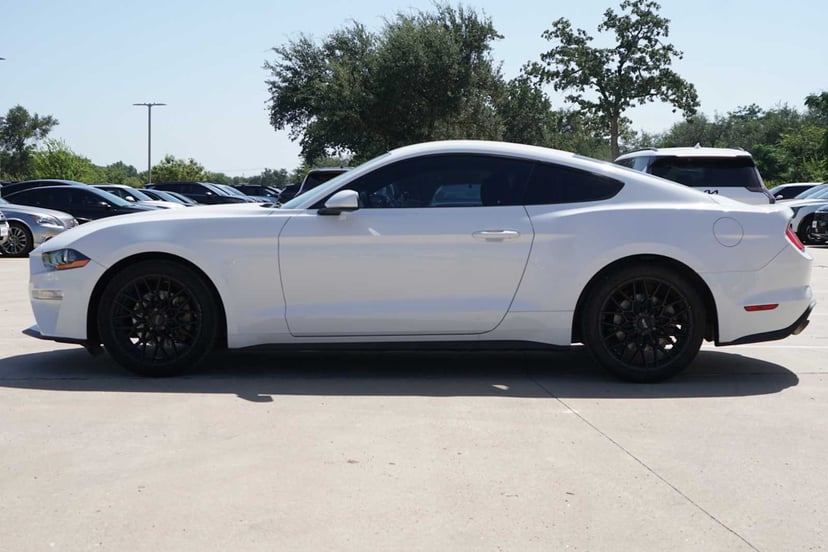 2018 Ford Mustang - Image 2