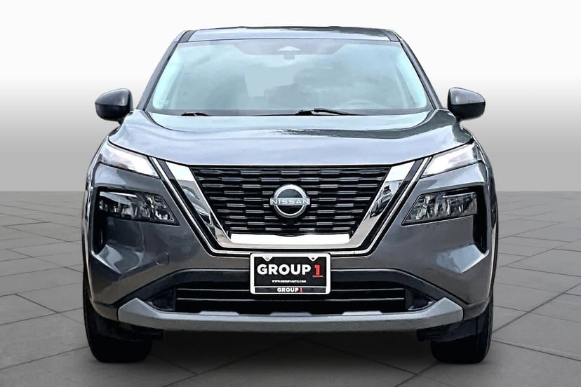 2023 Nissan Rogue - Image 3