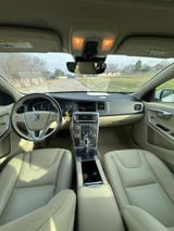 2016 Volvo V60 - Preview 13