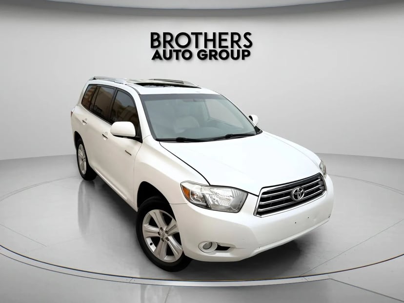 2009 Toyota Highlander - Image 1