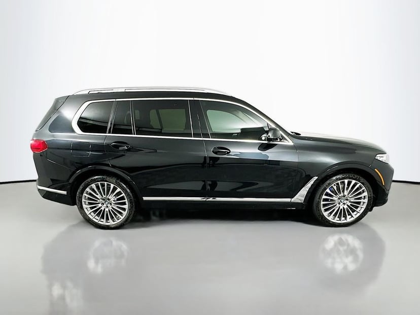 2021 BMW X7 - Image 3