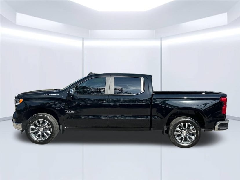2026 Chevrolet Silverado 1500 - Image 1