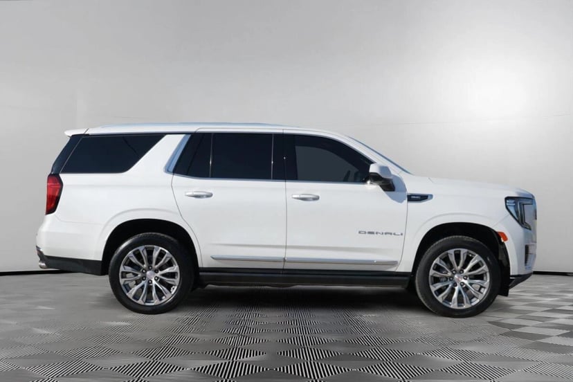 2021 GMC Yukon - Image 1