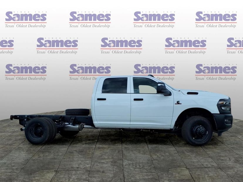 2026 Ram 3500 - Image 2