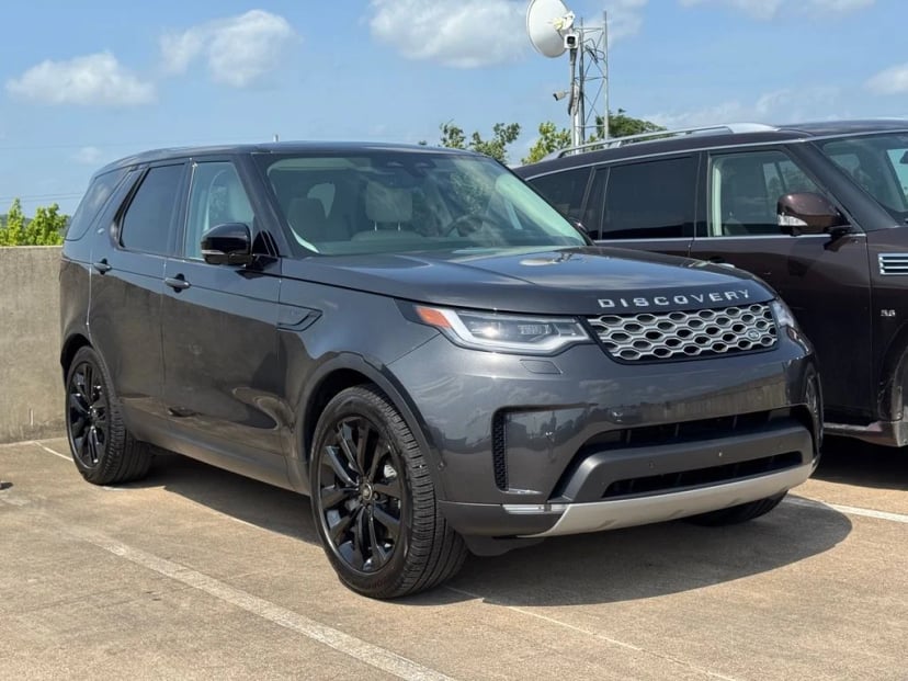 2026 Land Rover Discovery - Image 1