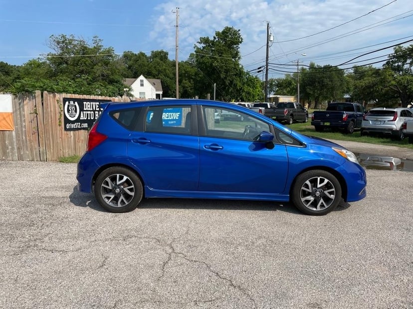 2015 Nissan versa-note - Image 3