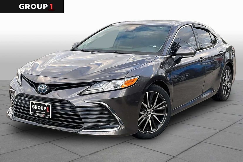 2023 Toyota Camry - Image 1