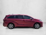 2025 Toyota Sienna - Preview 4