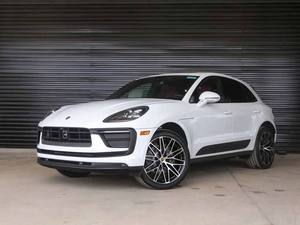 2026 Porsche Macan - Image 1