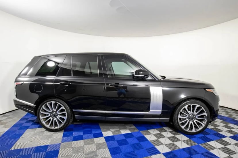 2021 Land Rover Range Rover - Image 2