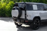 2026 Land Rover Defender - Preview 12