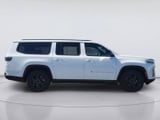 2026 Jeep Grand Wagoneer L - Preview 6