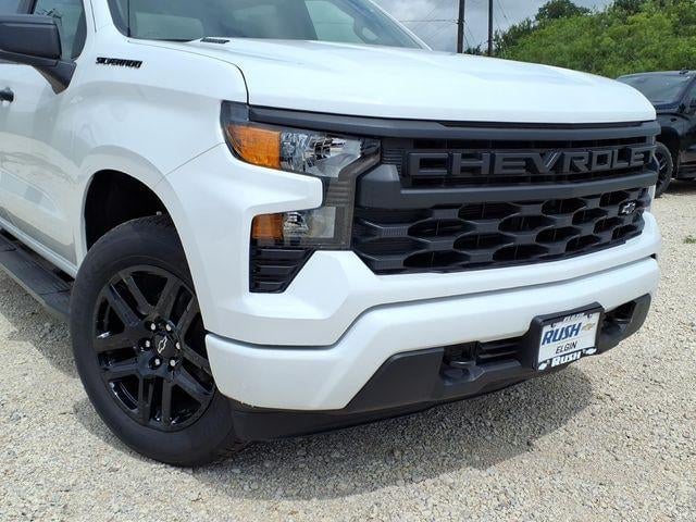 2026 Chevrolet Silverado 1500 - Image 3