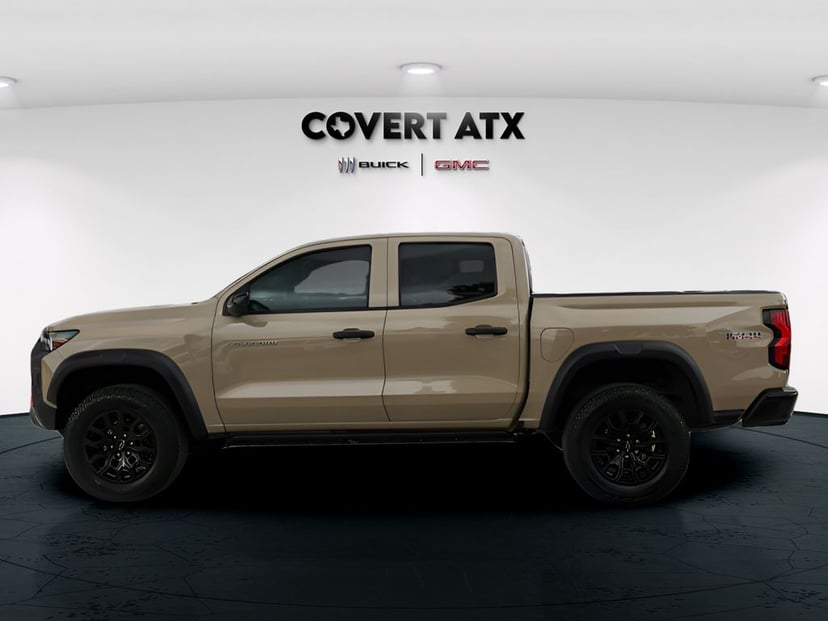 2023 Chevrolet Colorado - Image 2