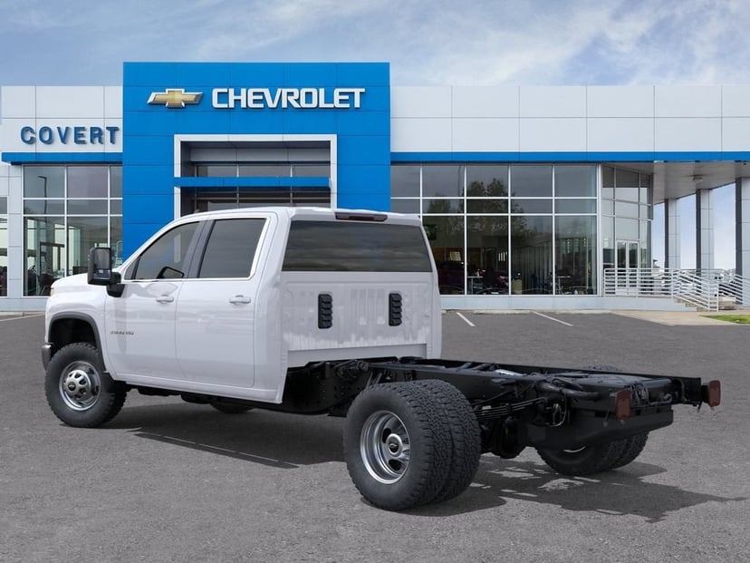 2026 Chevrolet Silverado 3500 HD - Image 3