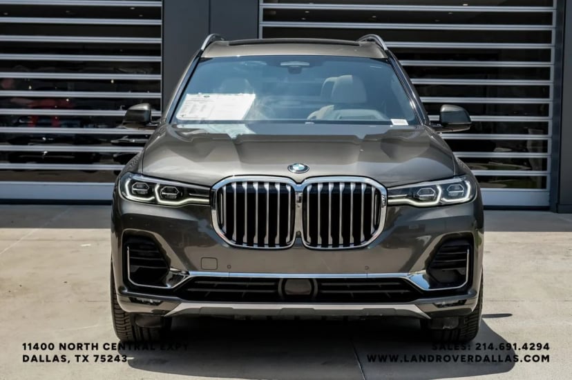 2021 BMW X7 - Image 2