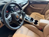 2026 Porsche Macan - Preview 4