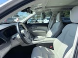 2023 Volvo XC90 - Preview 9