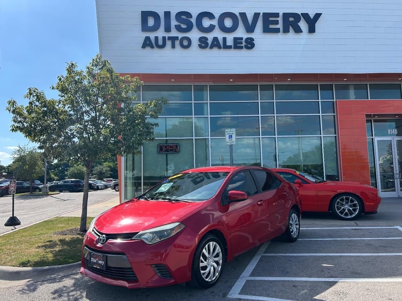 2015 Toyota Corolla - Image 1