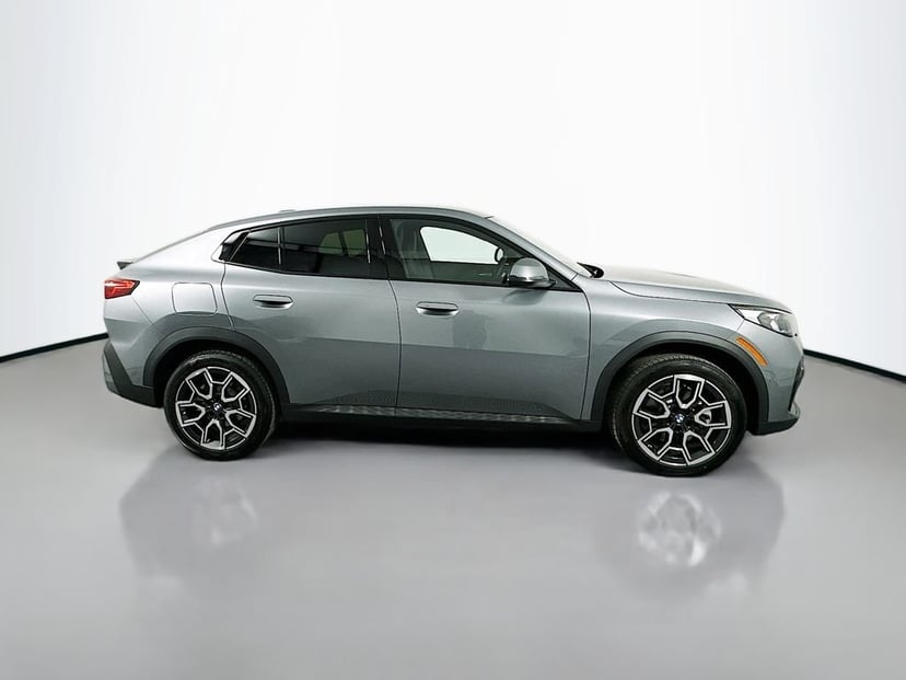 2026 BMW X2 - Image 2