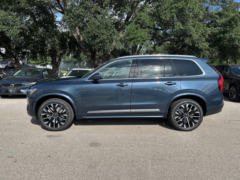 2026 Volvo XC90 - Image 2