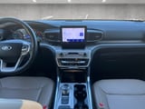 2023 Ford Explorer - Preview 3
