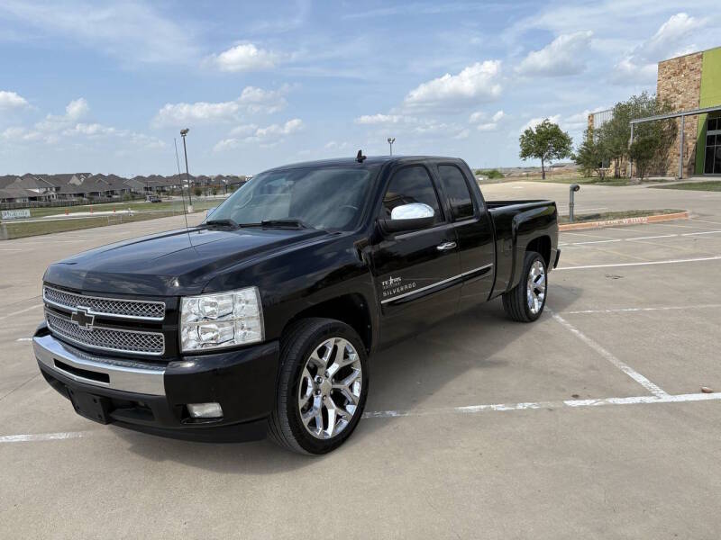 2011 Chevrolet Silverado 1500 - Image 1