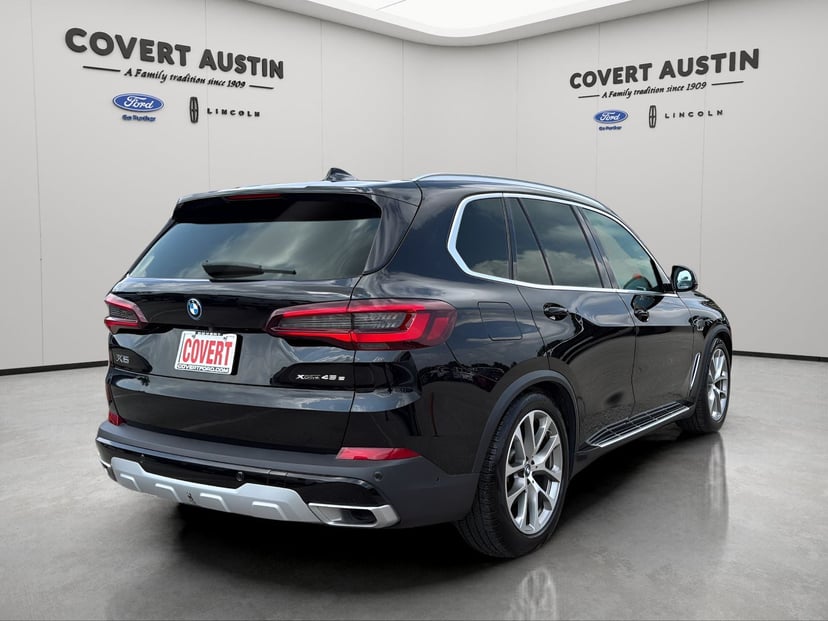 2023 BMW X5 - Image 2