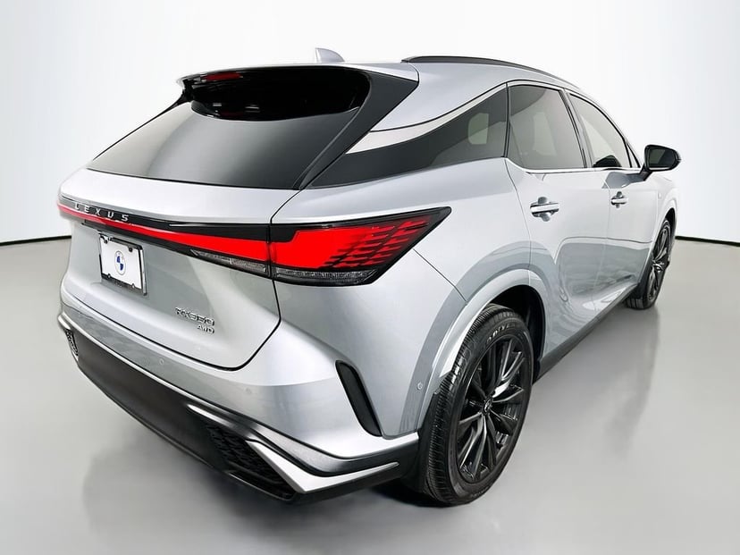 2024 Lexus RX - Image 2