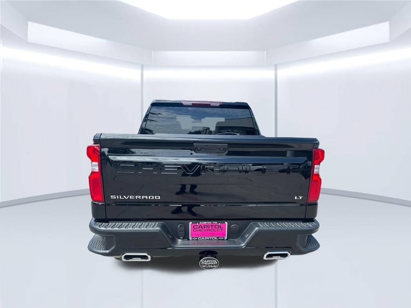 2026 Chevrolet Silverado 1500 - Image 3