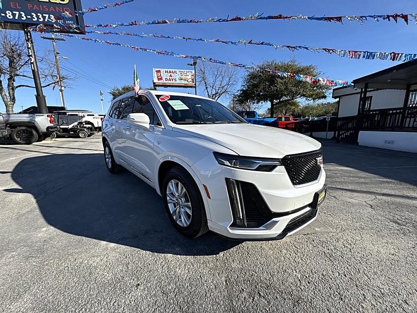 2021 Cadillac XT6 - Image 1