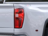 2026 Chevrolet Silverado 3500 HD - Preview 11