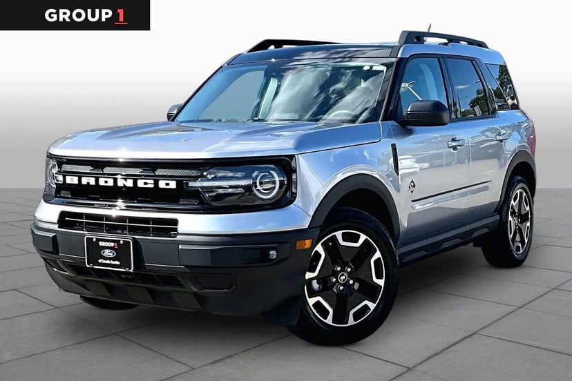 2023 Ford Bronco - Image 1