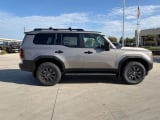2027 Toyota Land Cruiser - Preview 3