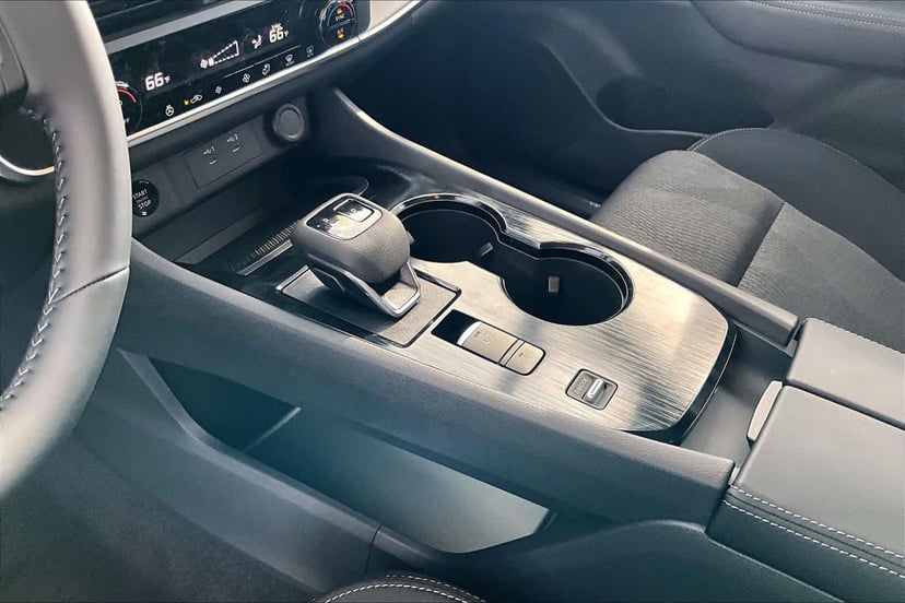 2026 Nissan Rogue - Image 3