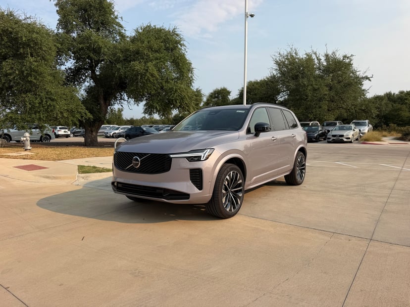 2027 Volvo XC90 - Image 1