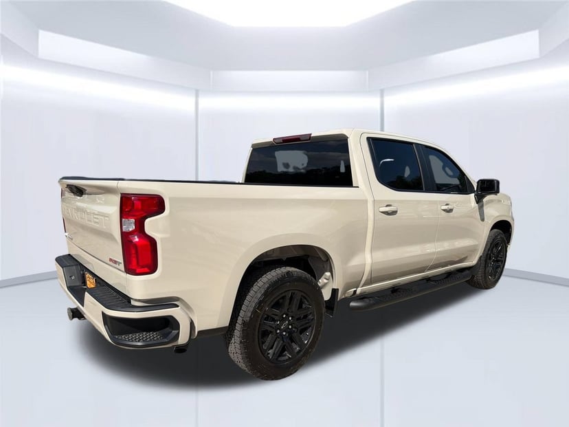 2026 Chevrolet Silverado 1500 - Image 2