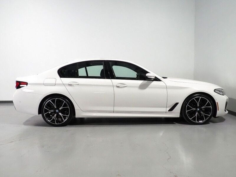 2023 BMW 5 Series 530i Sedan - Image 2