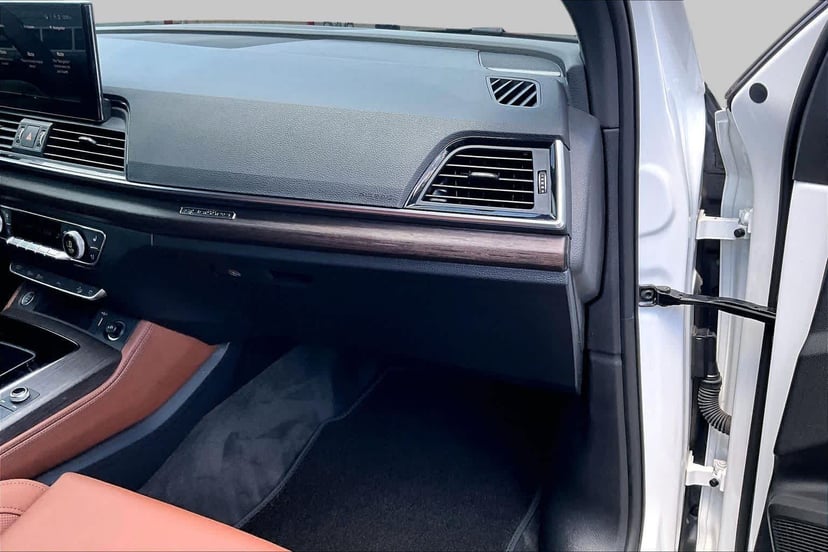 2024 Audi Q5 - Image 3