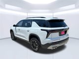 2027 Chevrolet Traverse - Preview 3