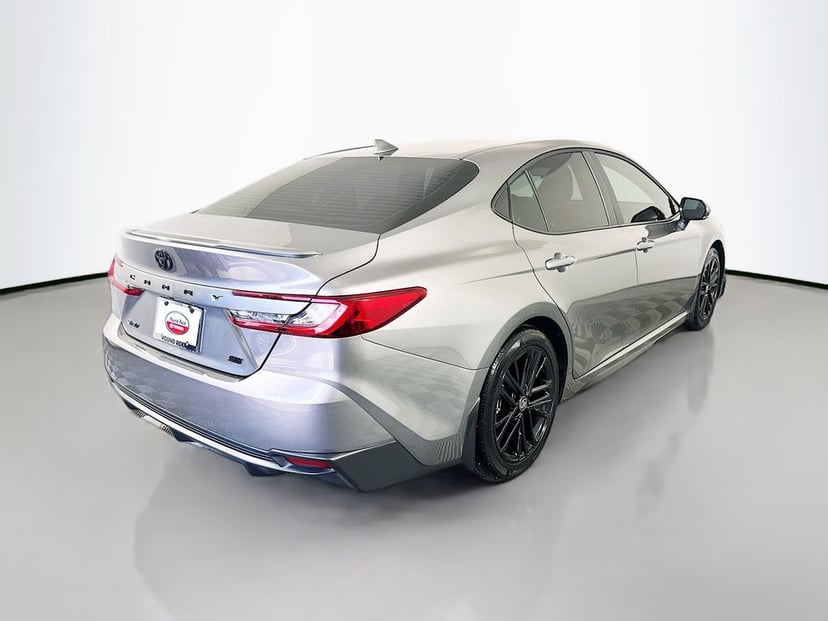 2026 Toyota Camry - Image 2