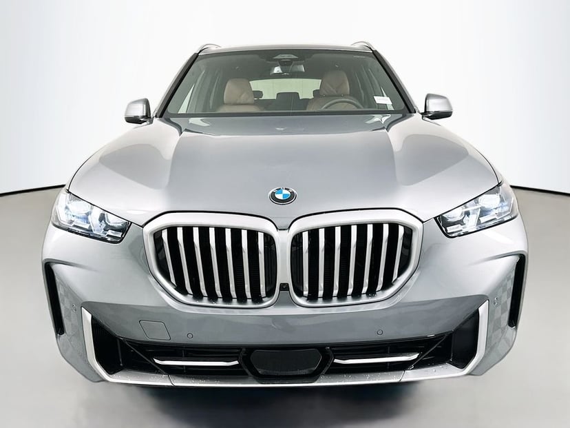 2026 BMW X5 - Image 3