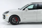 2026 Porsche Cayenne - Preview 9