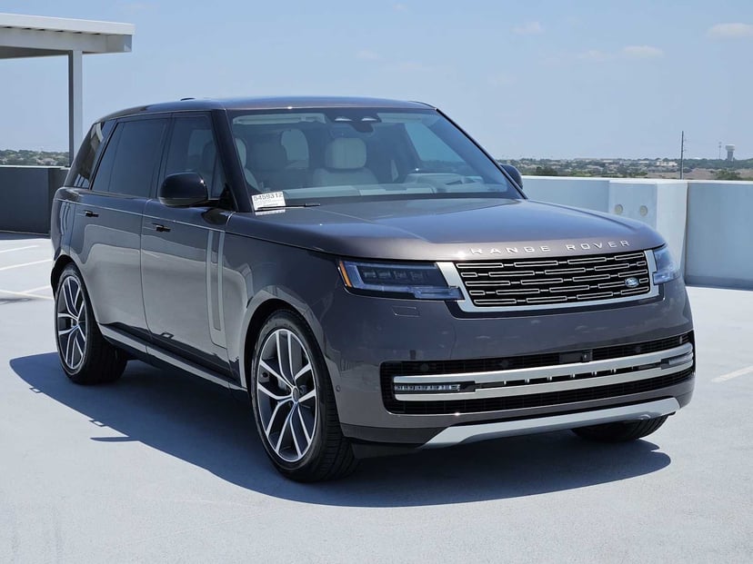 2026 Land Rover Range Rover - Image 3
