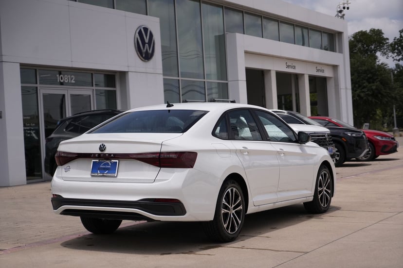 2026 Volkswagen Jetta - Image 3