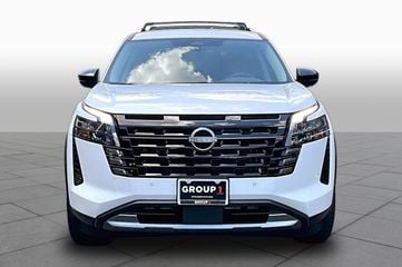 2026 Nissan Pathfinder - Image 2