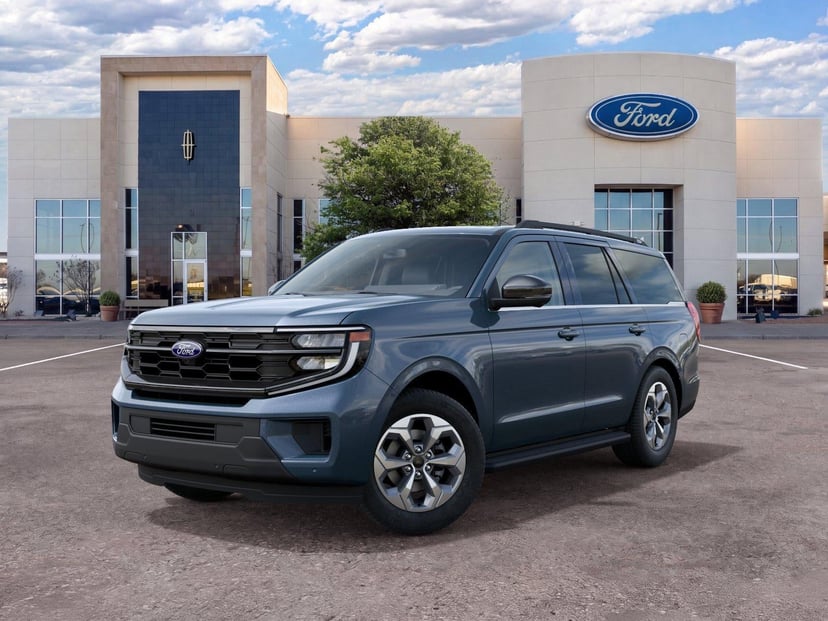 2027 Ford Expedition - Image 1