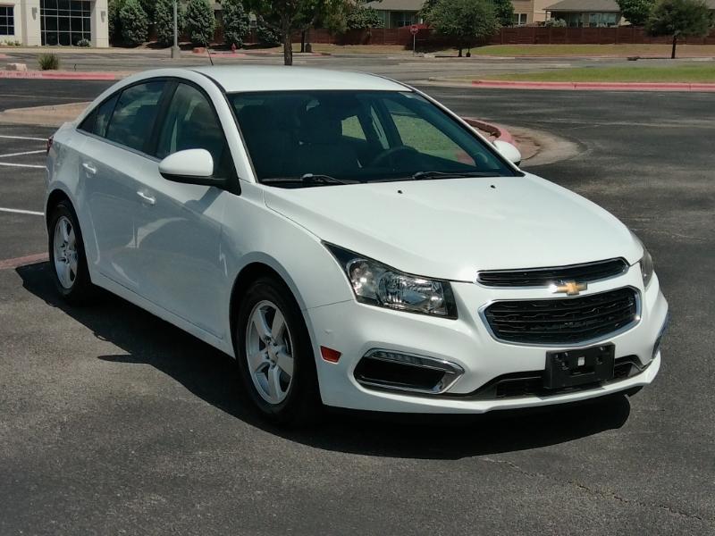 2015 Chevrolet Cruze - Image 2
